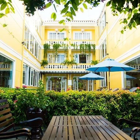 Waterfront Hoi An Resort Exterior photo