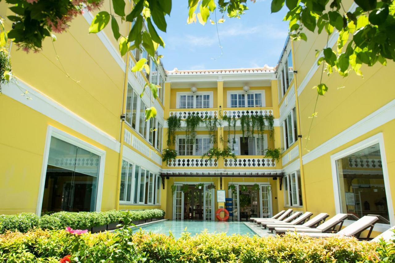 Waterfront Hoi An Resort Exterior photo